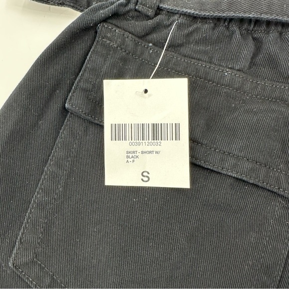 NEW Forever 21 Black Denim Snap Button Down Mini Skirt Resort Collection Small - Picture 5 of 5